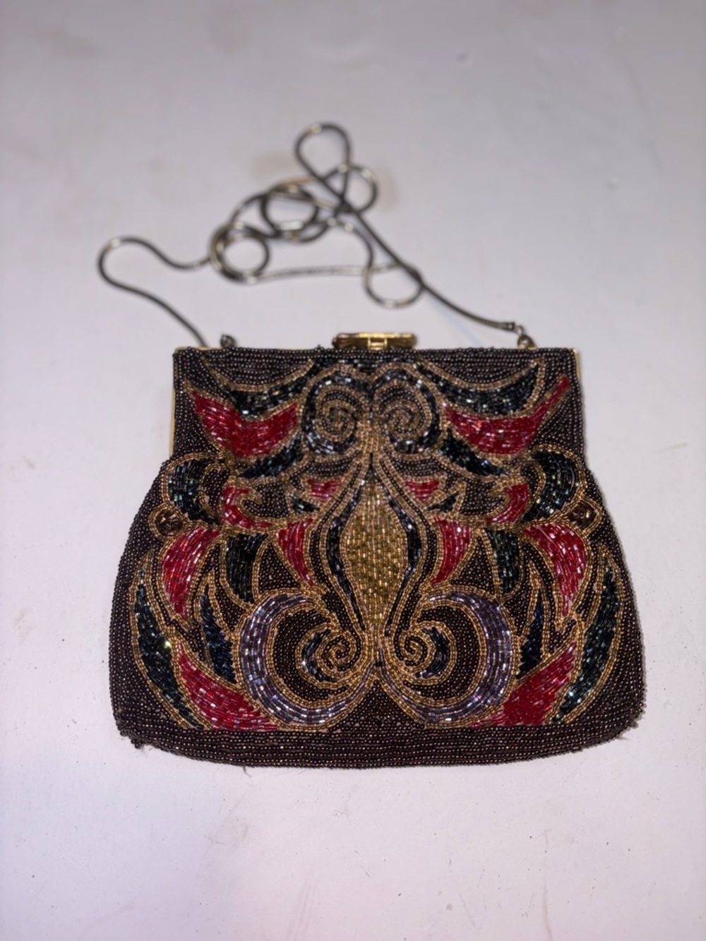 vintage La Regale multi-color beaded handbag,
50’s 60’s metal chain - Picture 3 of 12